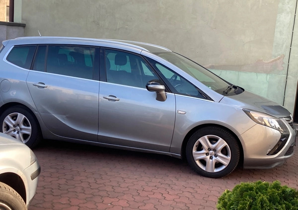 Opel Zafira cena 24900 przebieg: 200000, rok produkcji 2012 z Dąbrowa Tarnowska małe 154